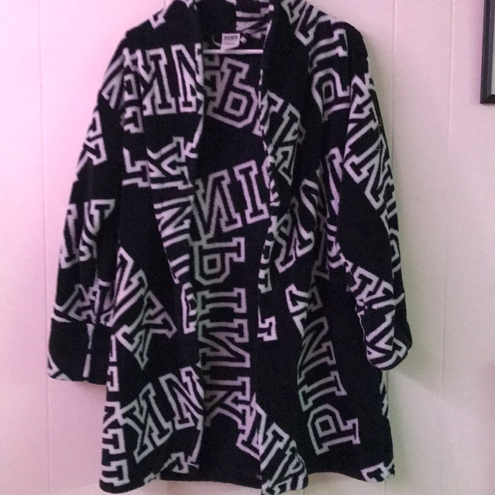 PINK - Victoria’s Secret Sleep Robe